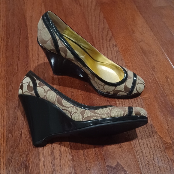 Coach monogram brown Kerryann Wedges - Picture 3 of 4